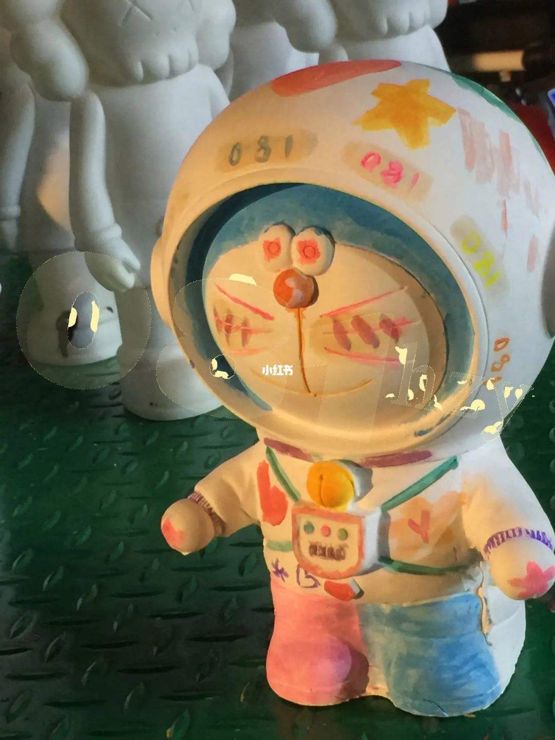 包含astronaut的意思的词条