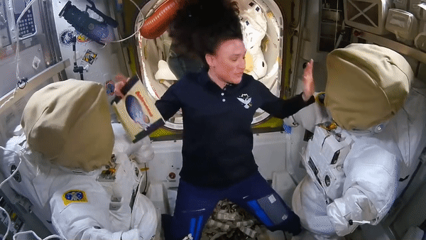 [astronaut怎么读发音]astronaut怎么读音发音