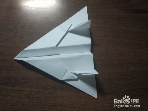 [纸飞机下方法]纸飞机方法图片