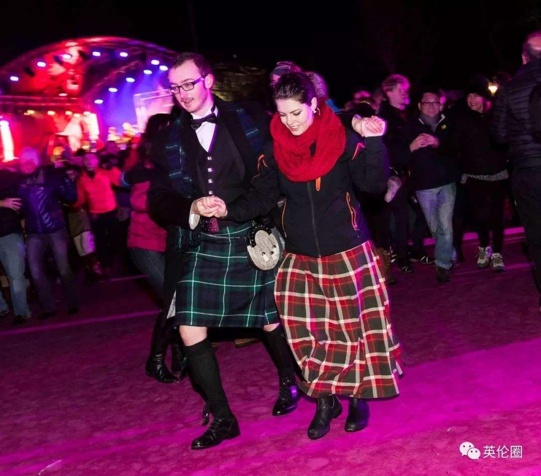 [hogmanay]Hogmanay中文谐音