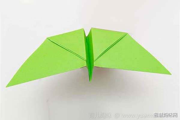 纸飞机的折法简单的简单介绍