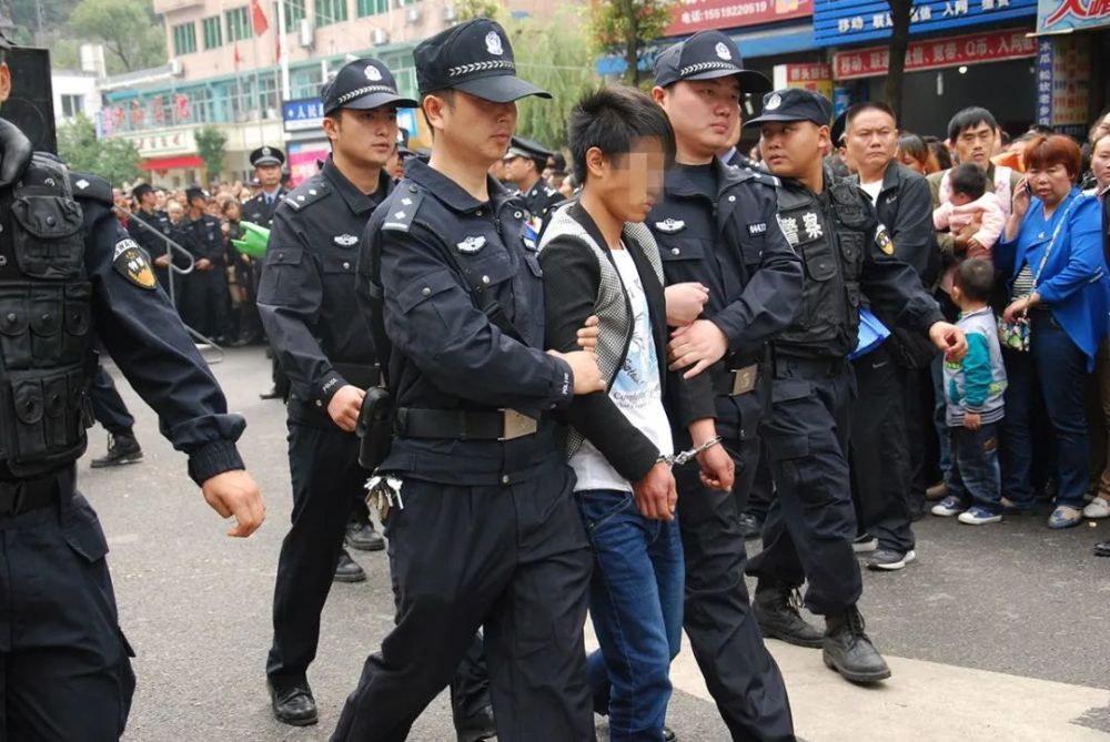 包含玩telegeram有警察抓吗的词条