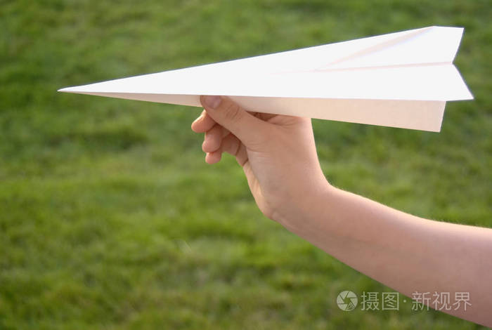 [纸飞机怎么解除双向限制]纸飞机只能双向联系人怎么解决