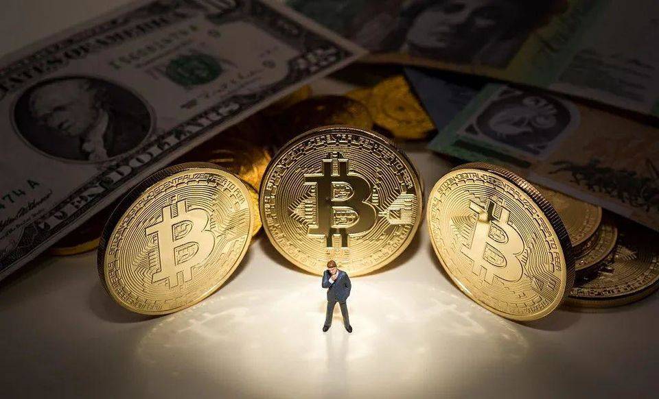 比特币最直白的解释-在币圈怎么用几千赚几十万