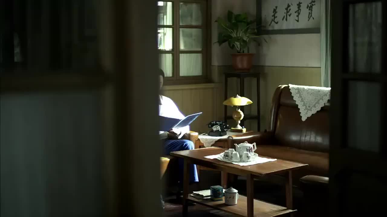 电报员小女孩-电报员小女孩是谁