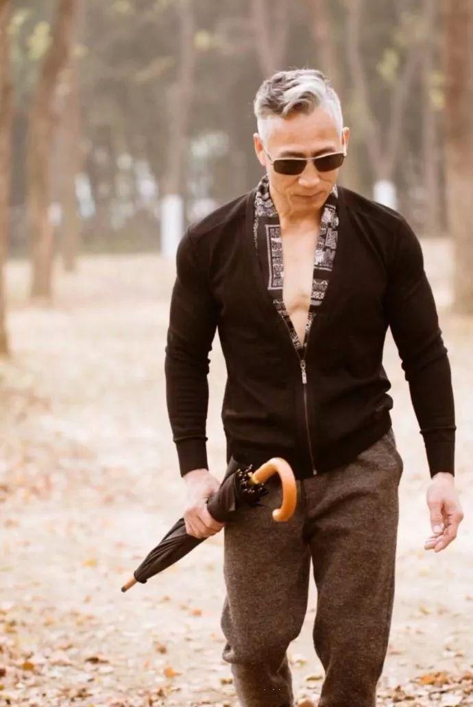 电报员周大爷当过兵吗-电报员周大爷是不是当过兵了