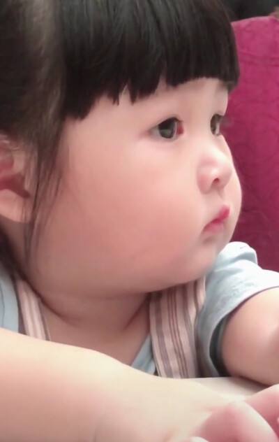 电报员小女孩抖音号的简单介绍