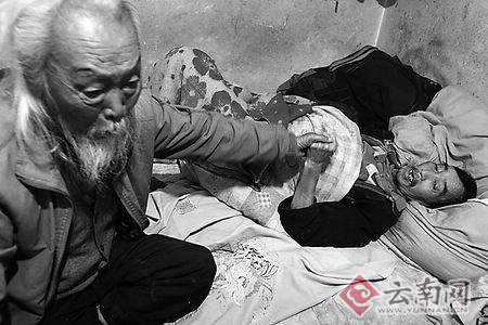 关于电报员周大爷玩密室的信息