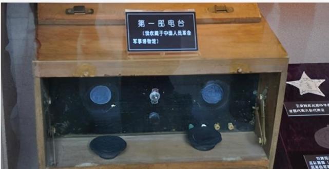耳朵里有发电报的声音怎么回事-耳朵里有一跳一跳的声音怎么回事