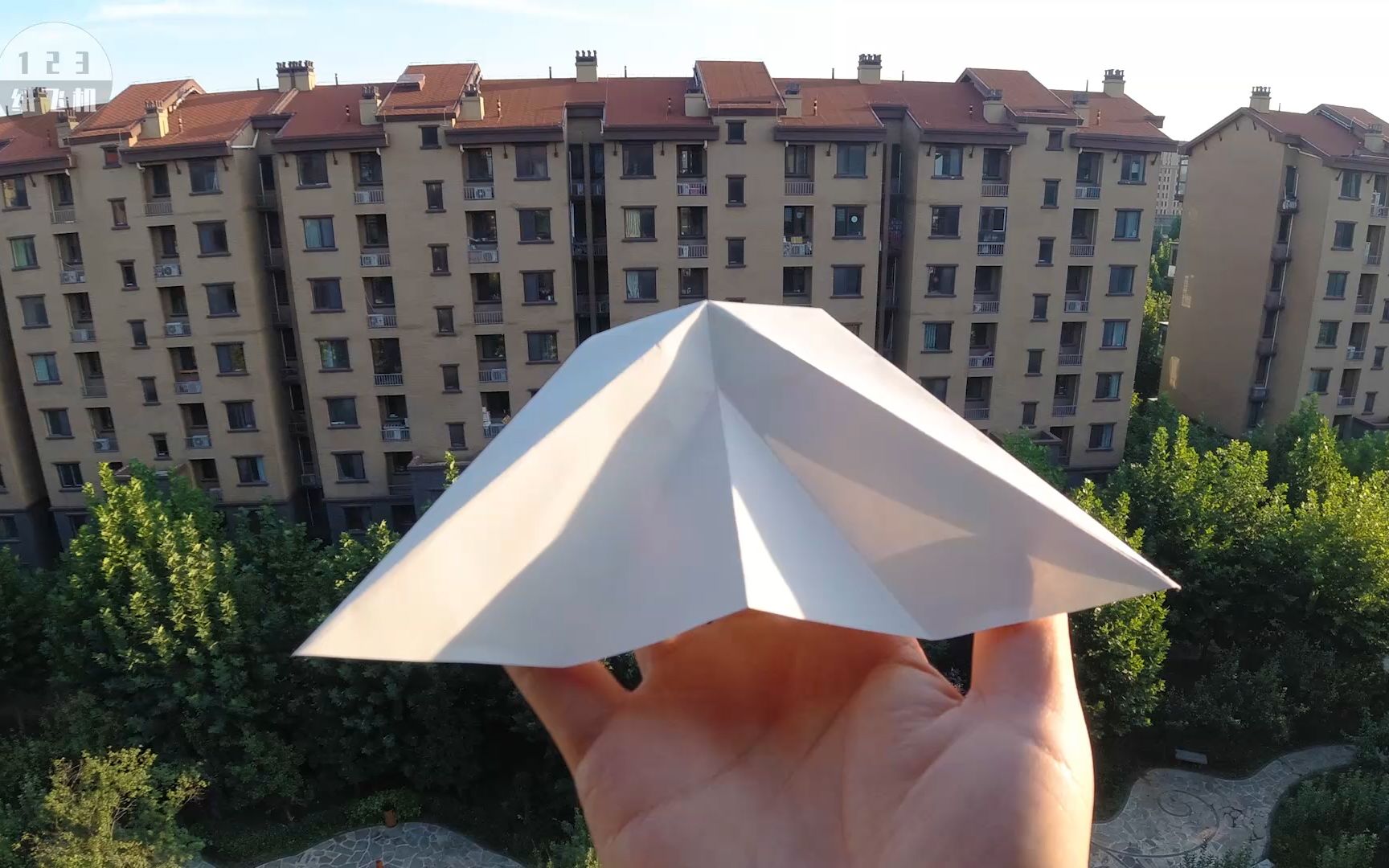 纸飞机怎么换成中文字幕的-纸飞机怎么换成中文字幕的视频