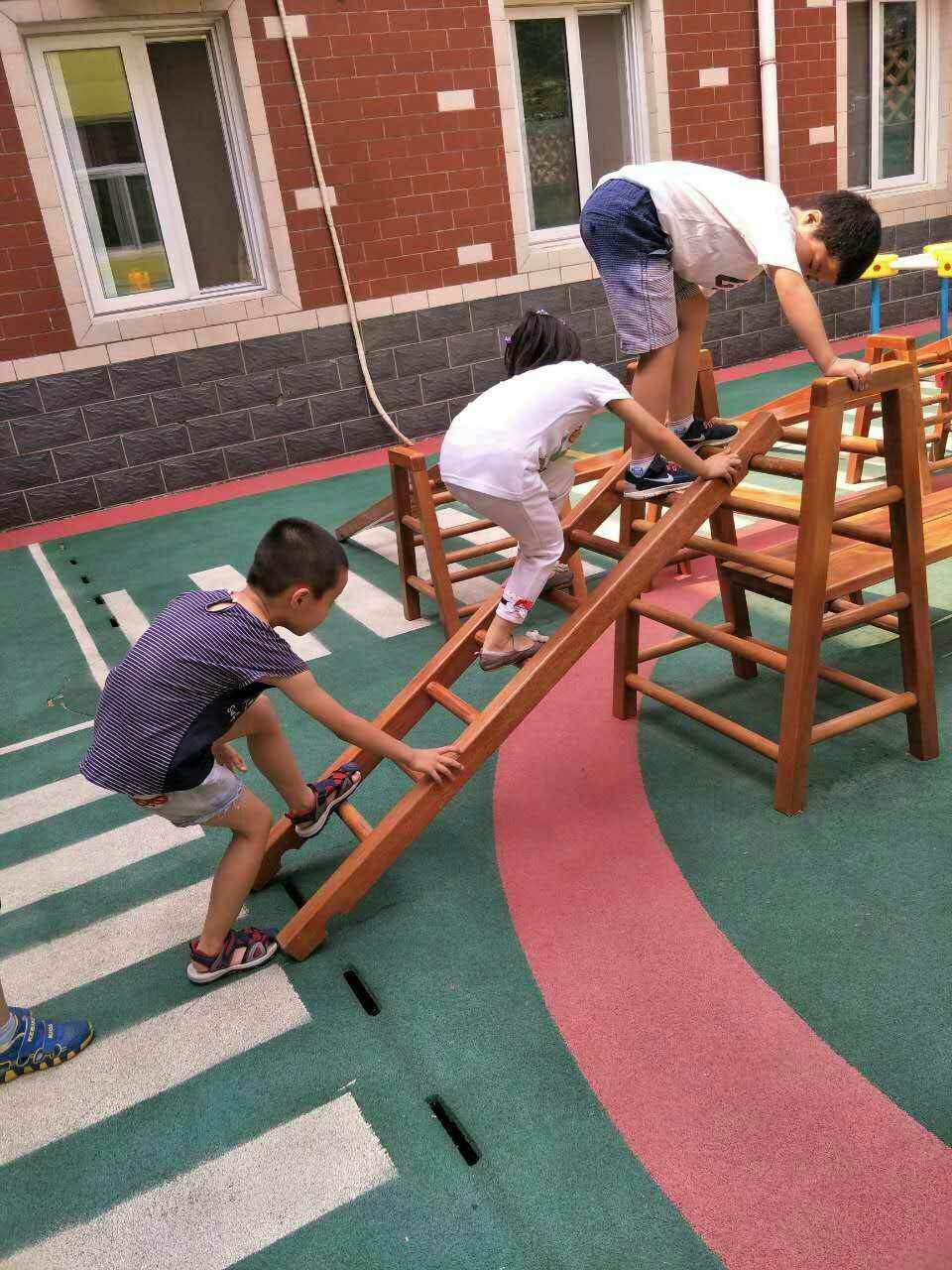 梯子吧贴吧，梯子游戏贴吧