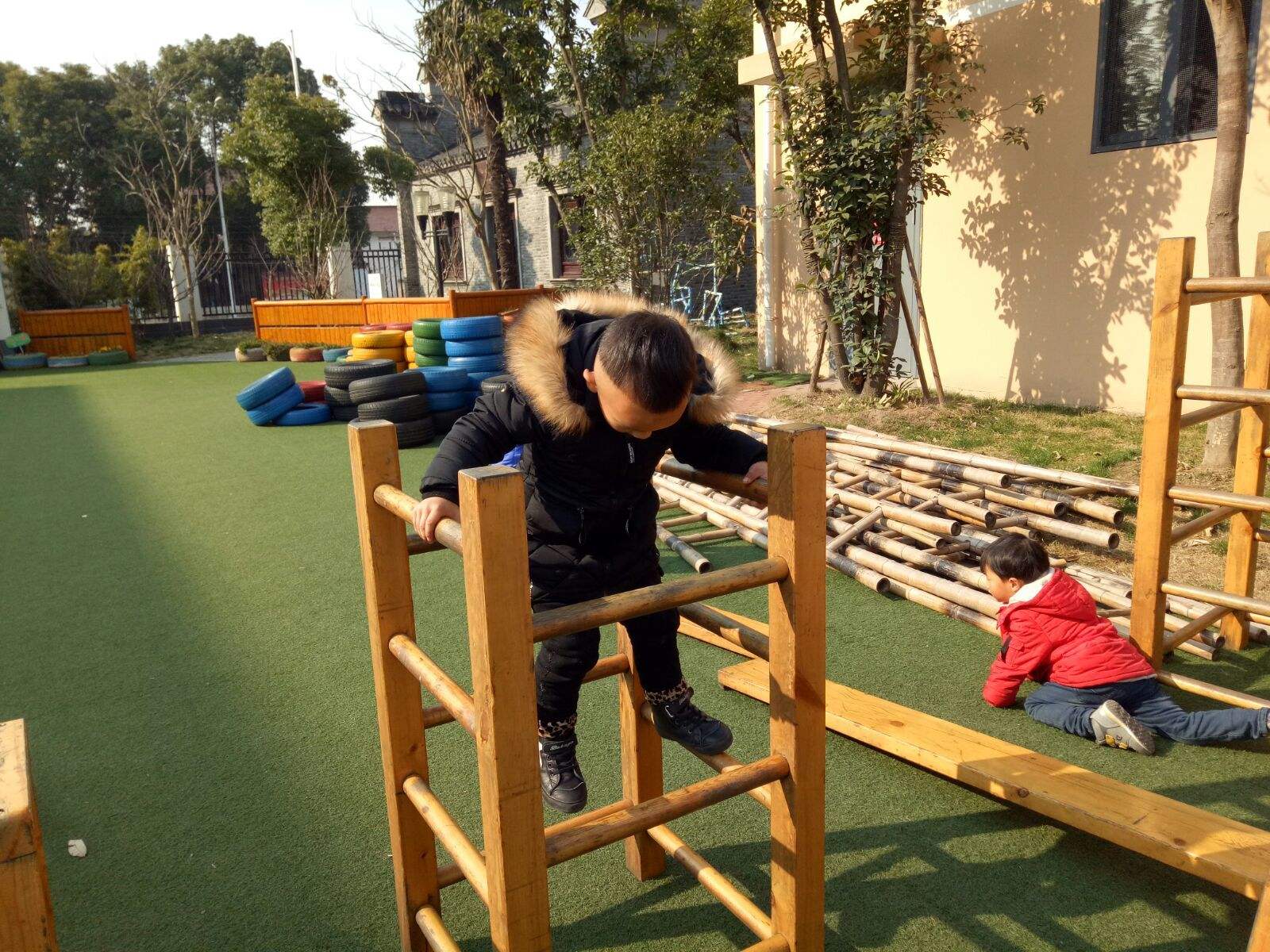 安吉梯子观察记录，大班幼儿玩安吉梯的观察记录