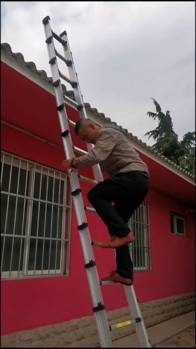 借梯子的图片，借梯子的寓意讲了一个什么道理