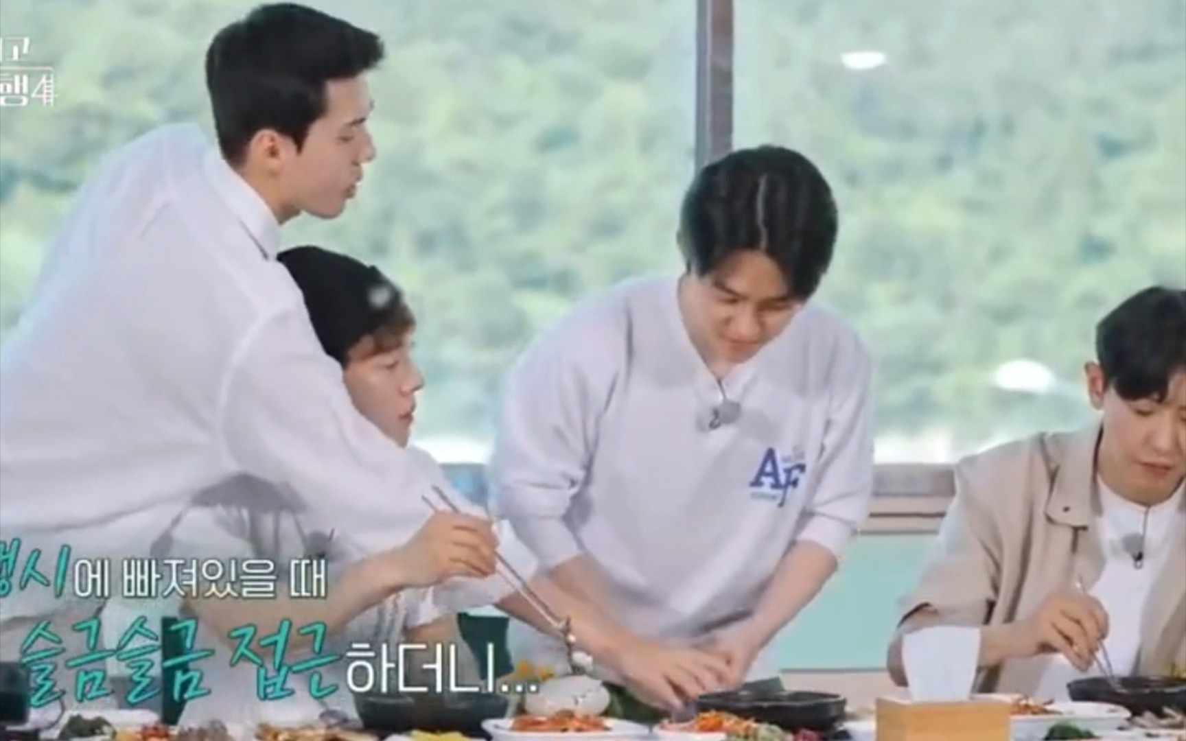 爬梯子的旅行exo第四季，exo的爬梯子旅行韩剧tv
