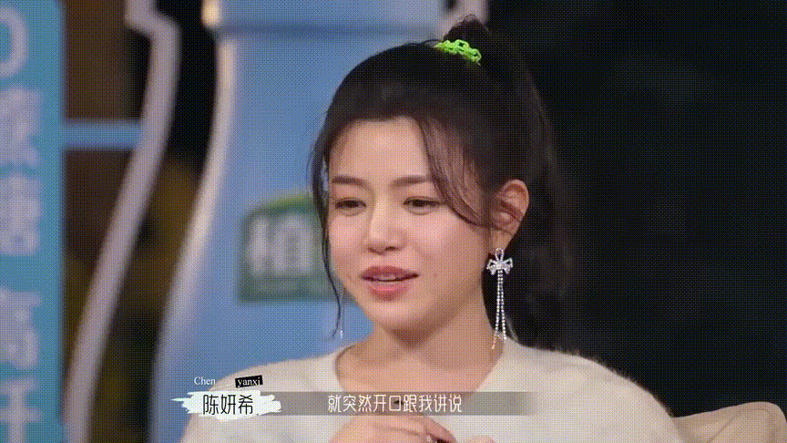 陈晓官宣离婚后首发动态，陈晓官宣离婚后首发动态请问脚与腿经常肿是什么问题